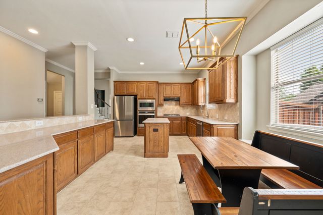 8000 Red River Run, North Richland Hills, TX 76180