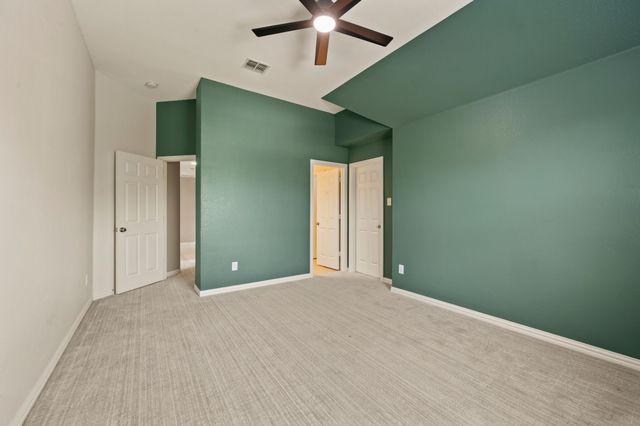 8000 Red River Run, North Richland Hills, TX 76180