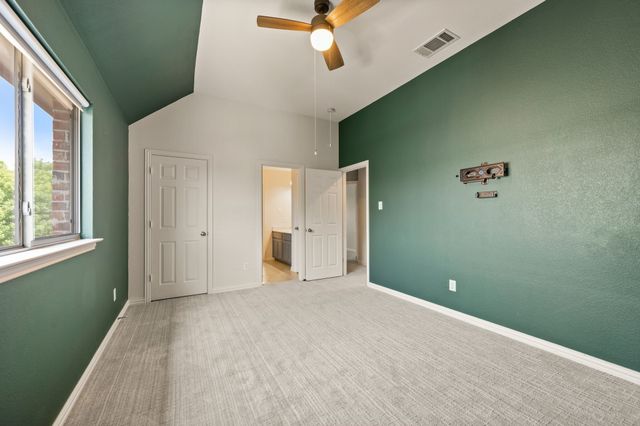 8000 Red River Run, North Richland Hills, TX 76180