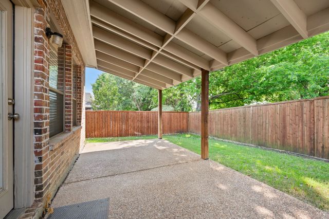 8000 Red River Run, North Richland Hills, TX 76180