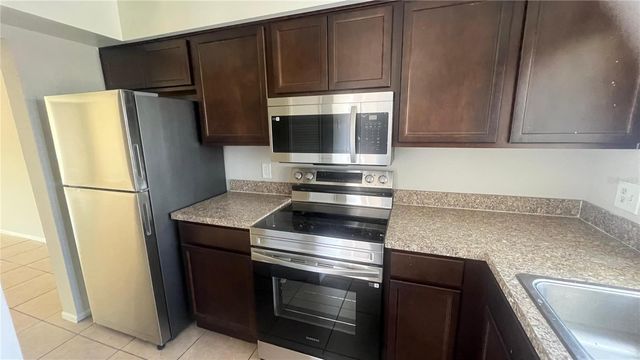 202 WATTS LANE D, Kissimmee, FL 34743