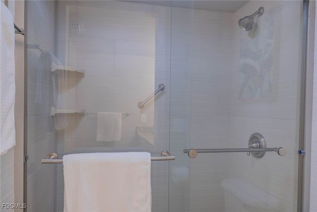 4510 N Key DR 204, North Fort Myers, FL 33903