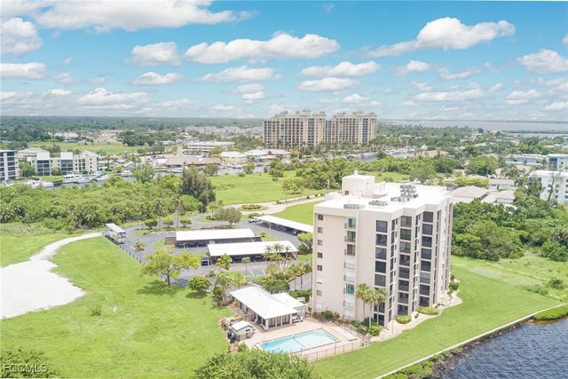 4510 N Key DR 204, North Fort Myers, FL 33903