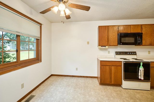 4130 3rd Street NE 103, Columbia Heights, MN 55421