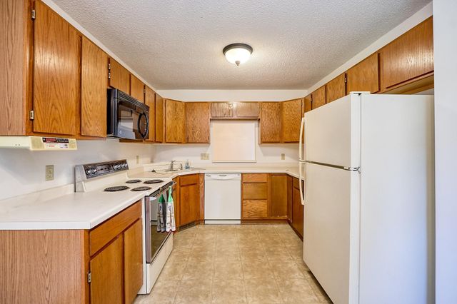 4130 3rd Street NE 103, Columbia Heights, MN 55421