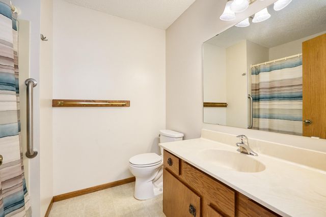 4130 3rd Street NE 103, Columbia Heights, MN 55421
