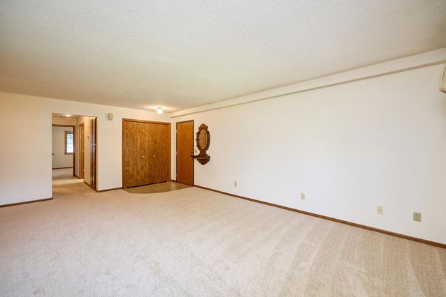 4130 3rd Street NE 103, Columbia Heights, MN 55421