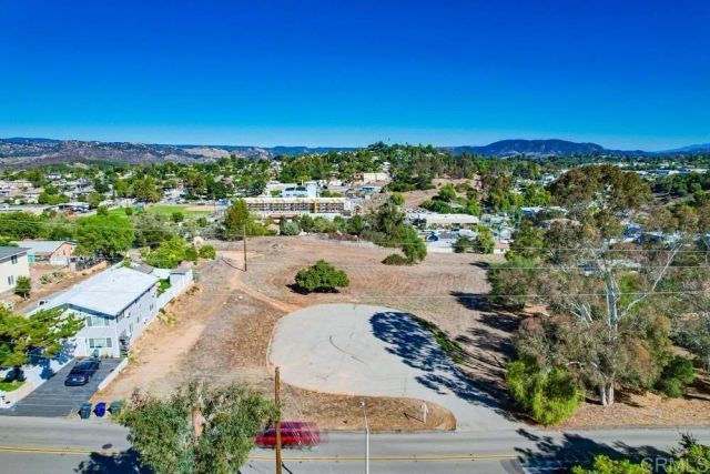 502 E Elder, Fallbrook, CA 92028