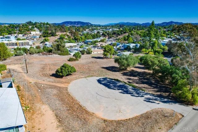 502 E Elder, Fallbrook, CA 92028