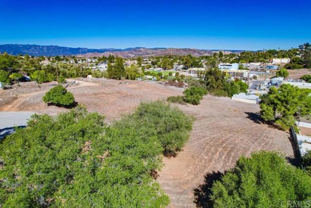 502 E Elder, Fallbrook, CA 92028