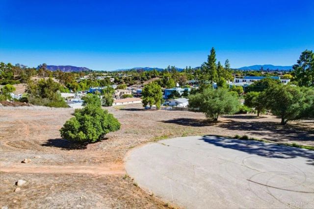 502 E Elder, Fallbrook, CA 92028