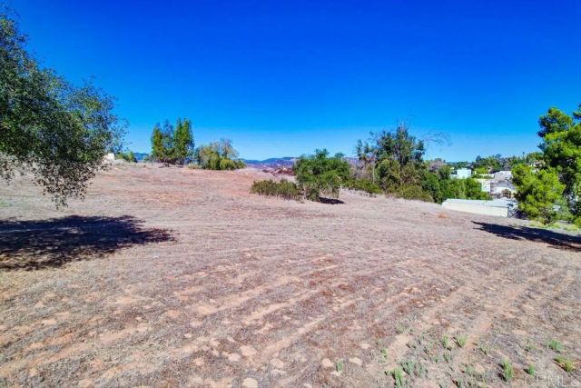 502 E Elder, Fallbrook, CA 92028