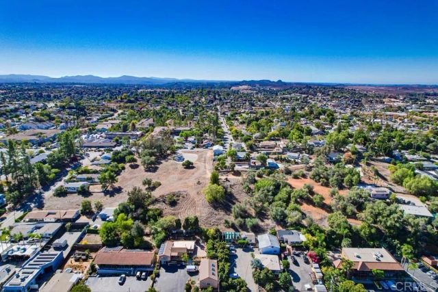 502 E Elder, Fallbrook, CA 92028