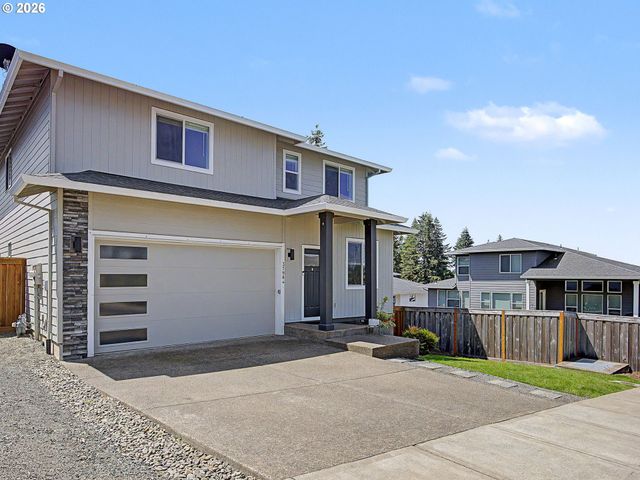 37984 JUNIPER St, Sandy, OR 97055