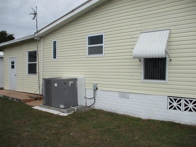 38422 STAFFORD DRIVE, Zephyrhills, FL 33540