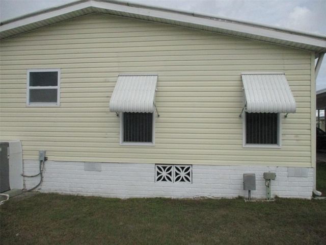 38422 STAFFORD DRIVE, Zephyrhills, FL 33540