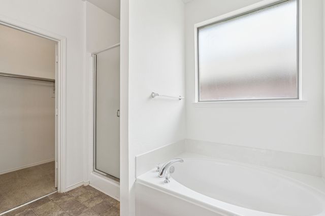 9033 Golden Sunset Trail, Fort Worth, TX 76244