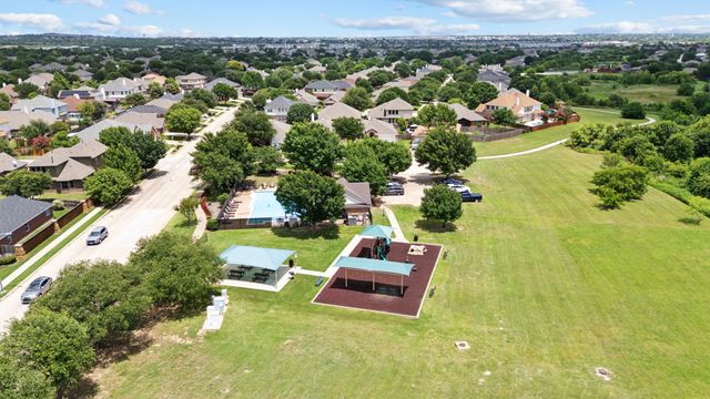 9033 Golden Sunset Trail, Fort Worth, TX 76244