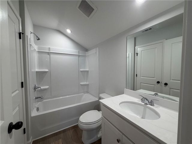 139 Jacobs Hollow Street, Lawrenceville, GA 30046