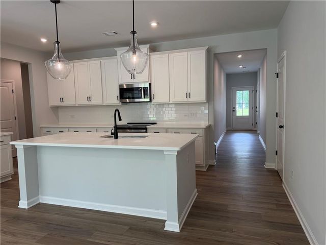 139 Jacobs Hollow Street, Lawrenceville, GA 30046