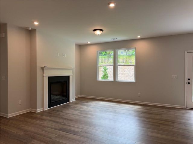139 Jacobs Hollow Street, Lawrenceville, GA 30046