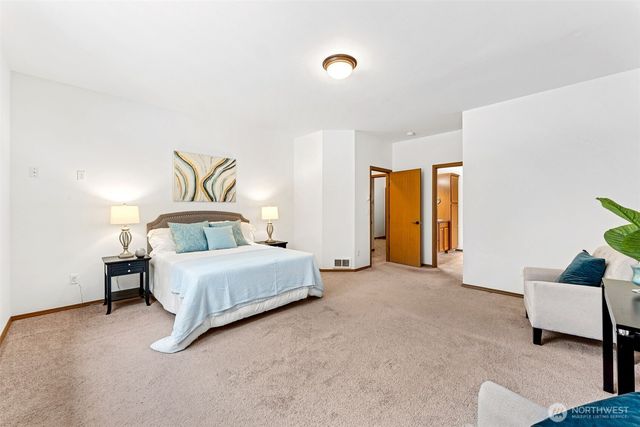 12702 Ranch Ridge Court SW, Port Orchard, WA 98367