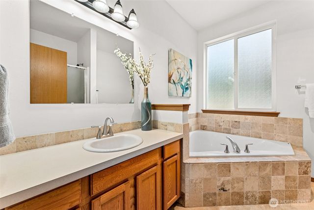 12702 Ranch Ridge Court SW, Port Orchard, WA 98367