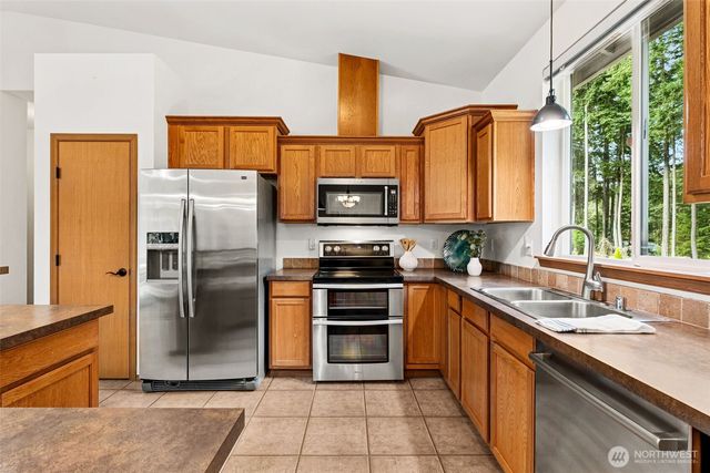 12702 Ranch Ridge Court SW, Port Orchard, WA 98367