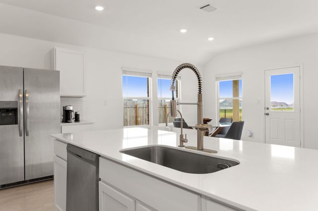 1612 Devine Lake BND, Leander, TX 78641