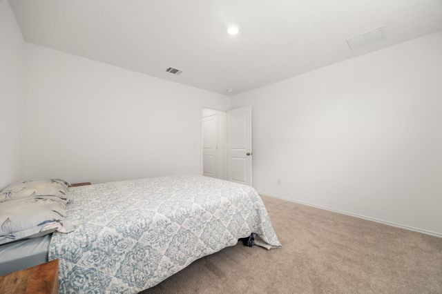 1612 Devine Lake BND, Leander, TX 78641