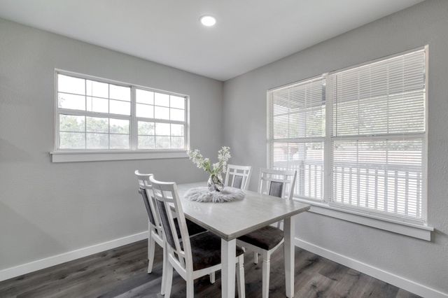 409 Talley ST, Taylor, TX 76574