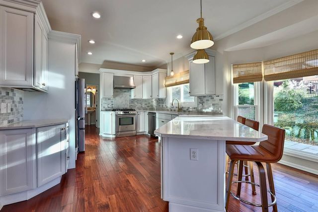 3022 Prestwicke Drive, Edgewood, KY 41017