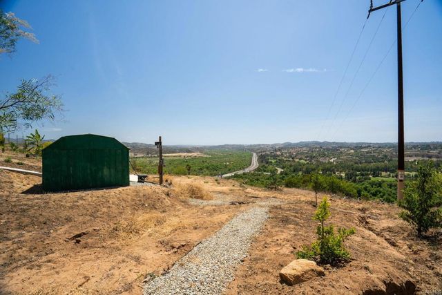 3503 Monserate Hill Road, Fallbrook, CA 92028