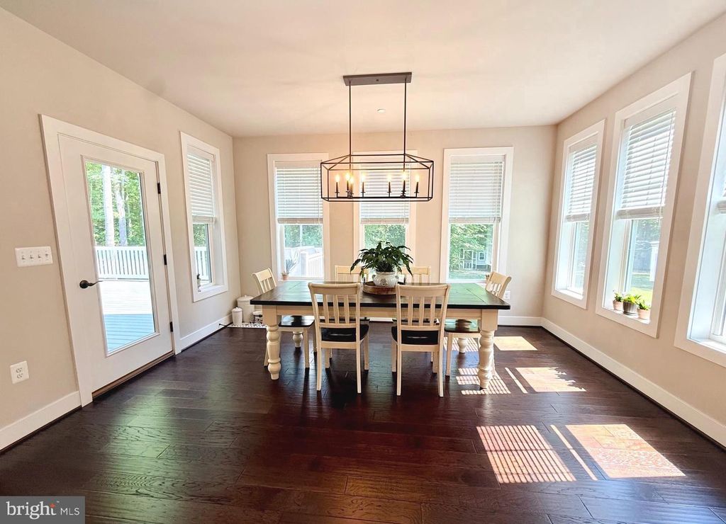 Image 11 of property listing at 42102 WOODY LN, Mechanicsville, MD 20659