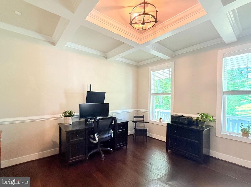 Image 16 of property listing at 42102 WOODY LN, Mechanicsville, MD 20659