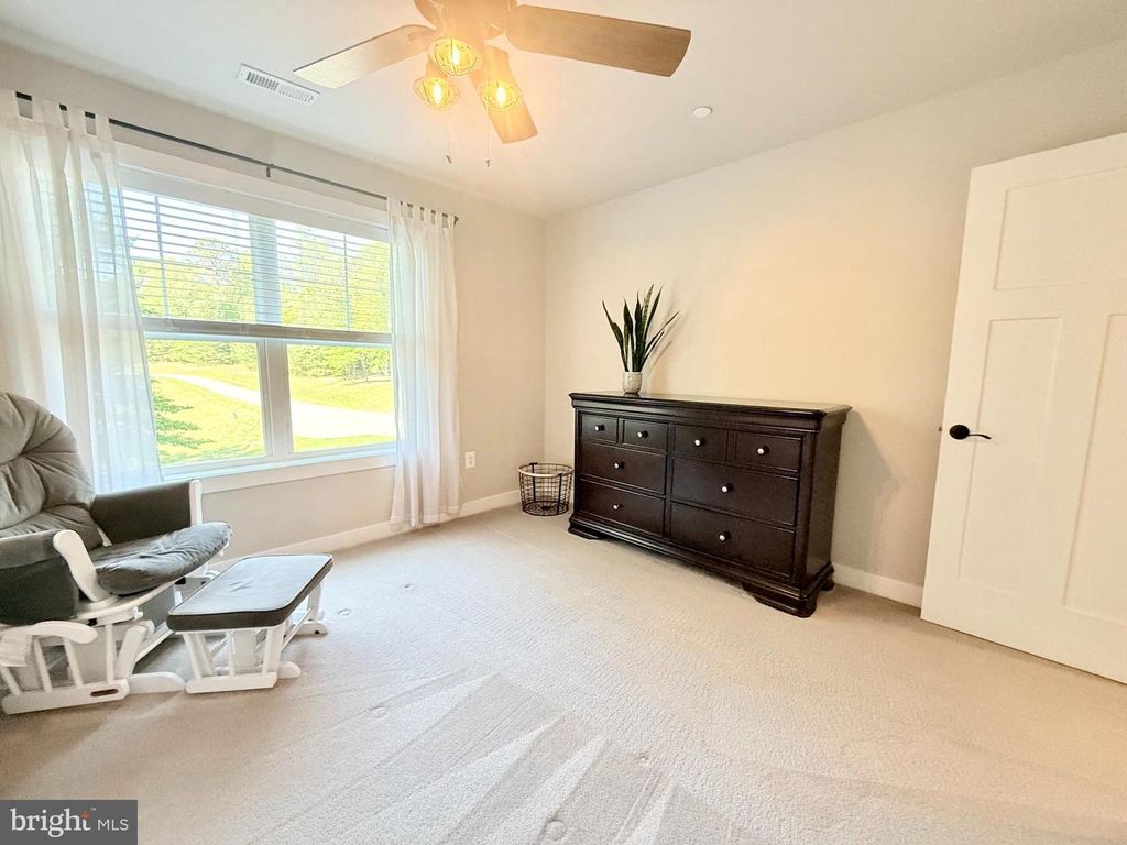 Image 27 of property listing at 42102 WOODY LN, Mechanicsville, MD 20659