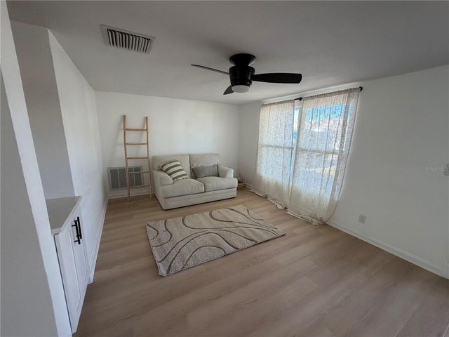 3352 HONEYMOON LANE, Holiday, FL 34691