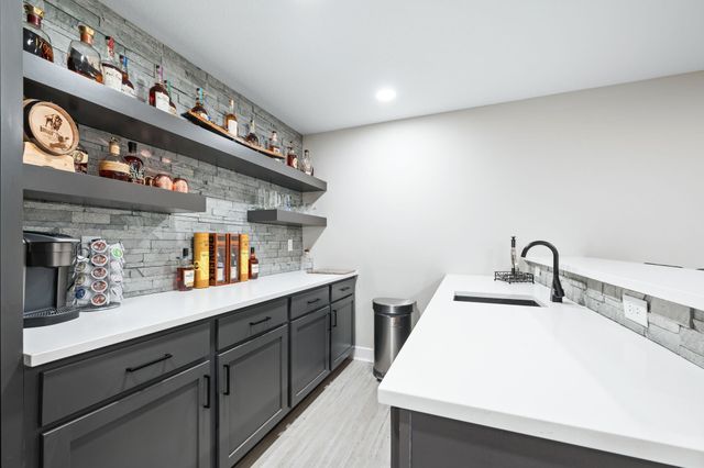 1100 Summerchase, Derby, KS 67037