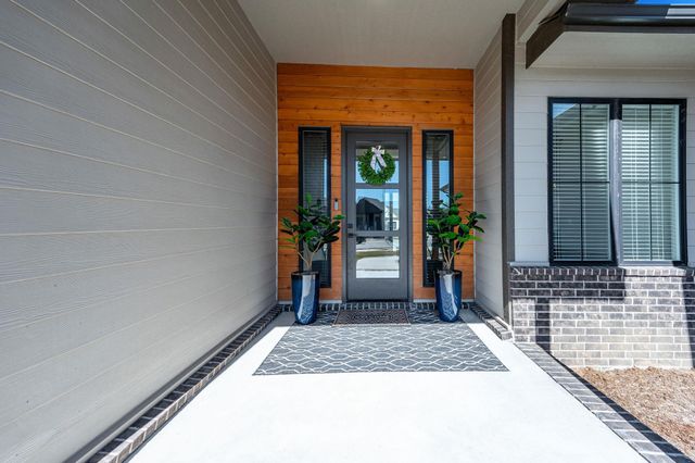 1100 Summerchase, Derby, KS 67037