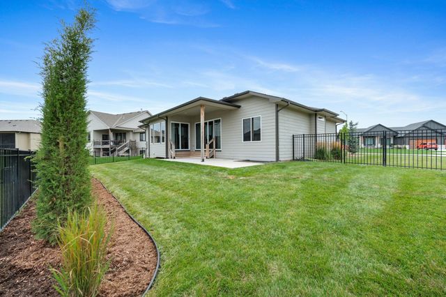 1100 Summerchase, Derby, KS 67037