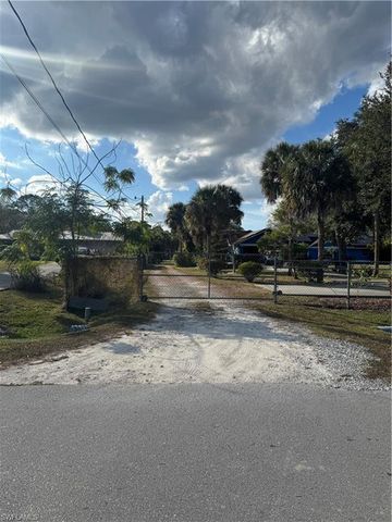 291 16th ST NE # 1, Naples, FL 34120