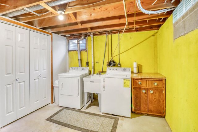 1613 16th Street S, Moorhead, MN 56560