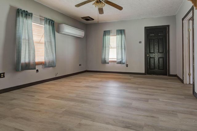 2767 Grahn Road, Olive Hill, KY 41164