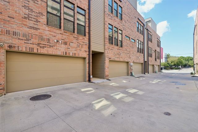4511 Arberry Lane, Dallas, TX 75219