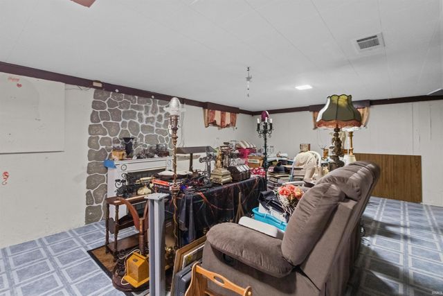 1220 N WABASH Avenue, Kokomo, IN 46901