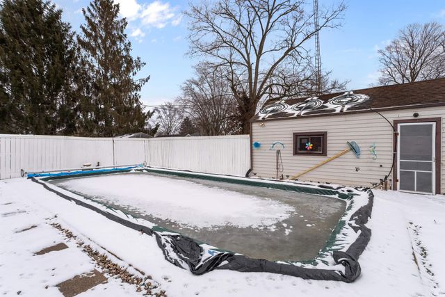 1220 N WABASH Avenue, Kokomo, IN 46901