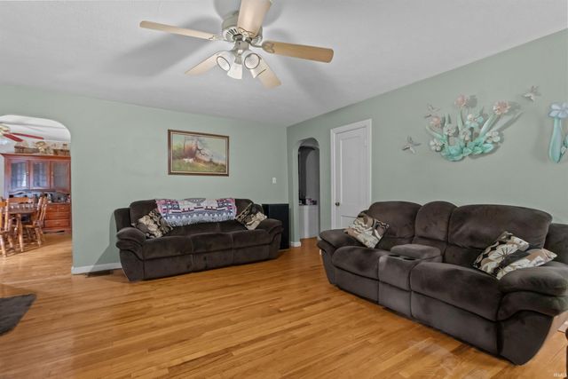 1220 N WABASH Avenue, Kokomo, IN 46901