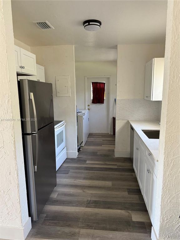 3471 NW 1st Ct, Lauderhill, FL 33311