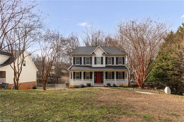 6012 Delburg Drive, Winston-salem, NC 27106