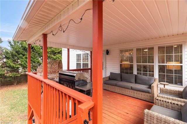 6012 Delburg Drive, Winston-salem, NC 27106